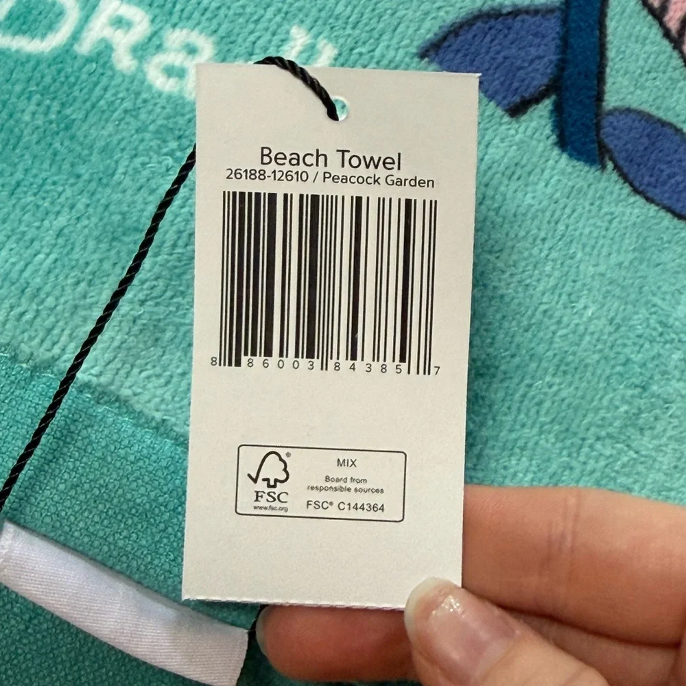 NWT Vera Bradley Peacock Garden Beach Towel NWT Retired Pattern READ DESCRIPTION
